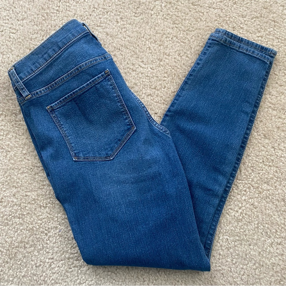 GAP Mid Rise Jeggings - Picture 2 of 6